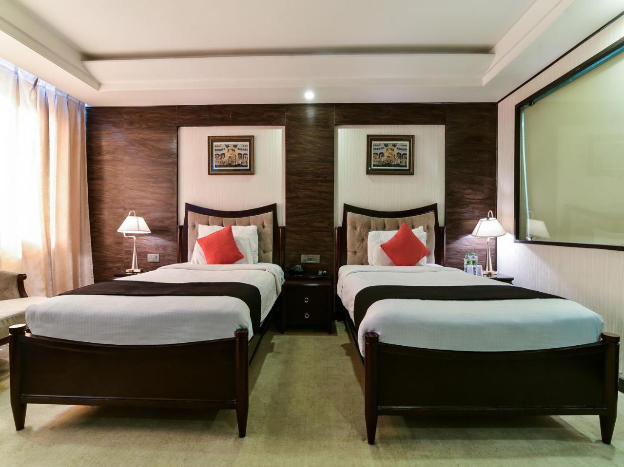 Hotel Polo Inn And Suites Jaipur Bagian luar foto