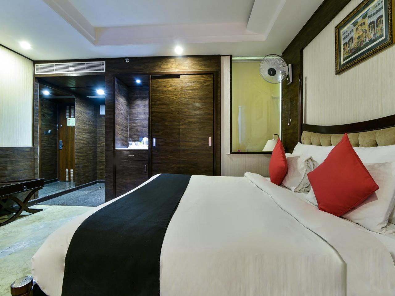 Hotel Polo Inn And Suites Jaipur Bagian luar foto