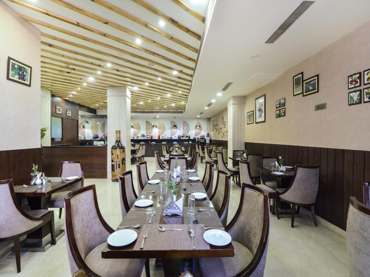 Hotel Polo Inn And Suites Jaipur Bagian luar foto