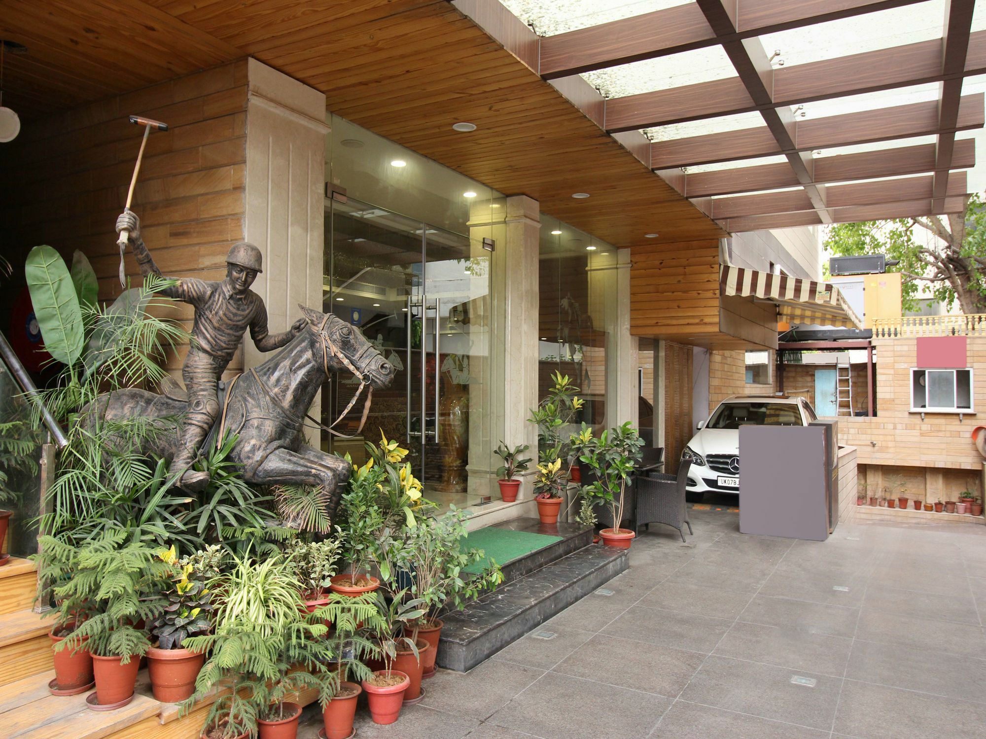 Hotel Polo Inn And Suites Jaipur Bagian luar foto